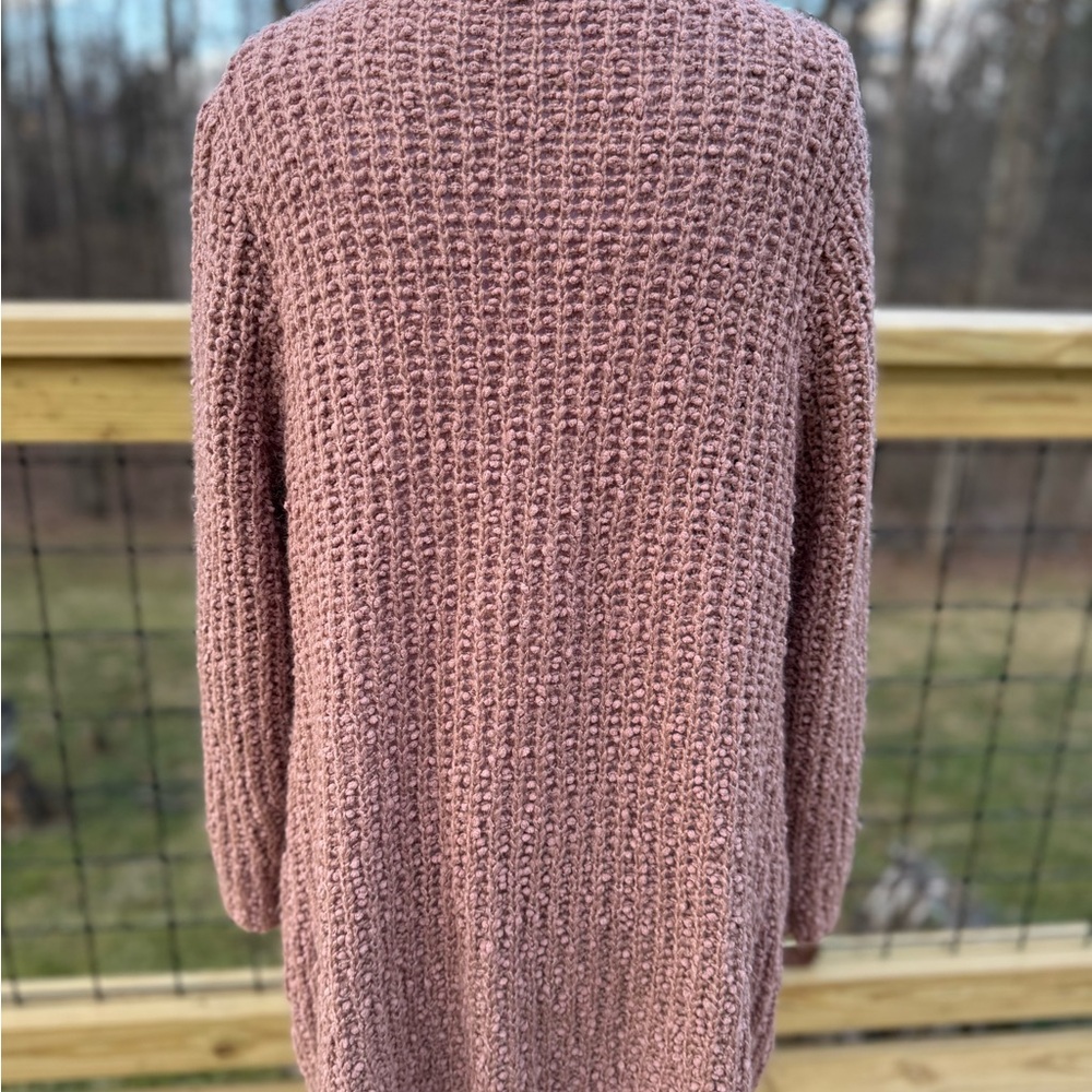 Elegant Women's NWOT Knit Cardigan in Soft Pink - Picture 2 of 5
